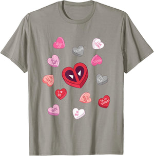 Marvel Deadpool Valentine's Day Heart Candies Chest Logo T-Shirt - T-Shirt | Sand