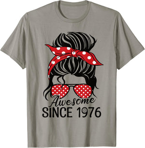 Vintage Awesome since 1976 Frau und Mädchen Geboren 1976 T-Shirt - T-Shirt | Sand