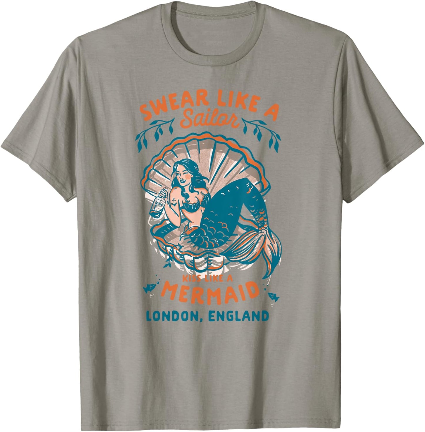 London, England Tiki Bar & Lounge Cool Vintage Pinup Mermaid T-Shirt - T-Shirt | Sand