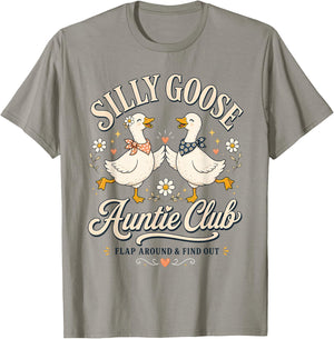 Cute Retro Silly Goose Auntie Club Funny Cool Aunt Auntie T-Shirt - T-Shirt | Sand