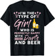 I'm The Type Of Girl Who's Happy With Darts And Beer Player T-Shirt - T-Shirt | Black