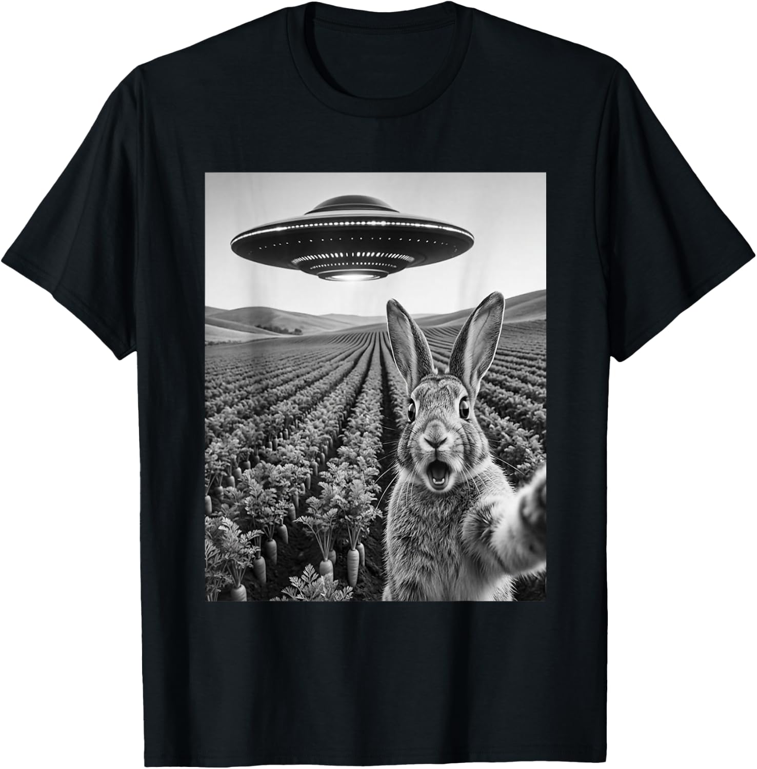 Rabbit Selfie with Alien UFO Funny Rabbit Lover Men Women T-Shirt - T-Shirt | Black