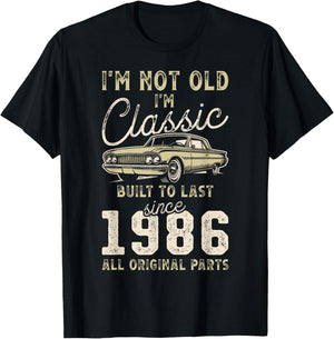 Born In 1986, 39th Birthday, Collectible Car T-Shirt - T-Shirt | Black