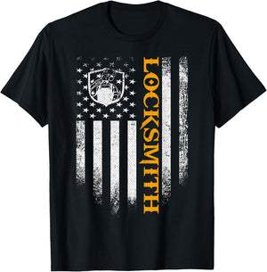 Vintage USA Locksmith American Flag Patriotic Funny Gift T-Shirt - T-Shirt | Black