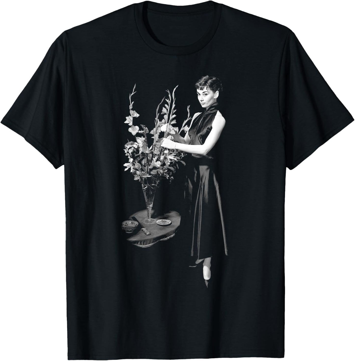 Audrey Hepburn Flowers T-Shirt - T-Shirt | Black