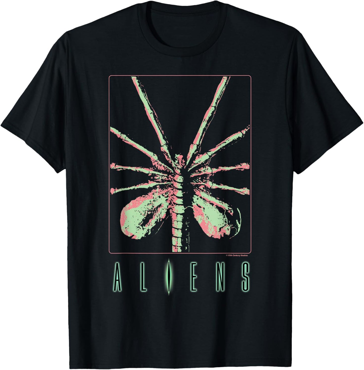 Aliens Iconic Facehugger Ready To Attack Big Chest Poster T-Shirt - T-Shirt | Black
