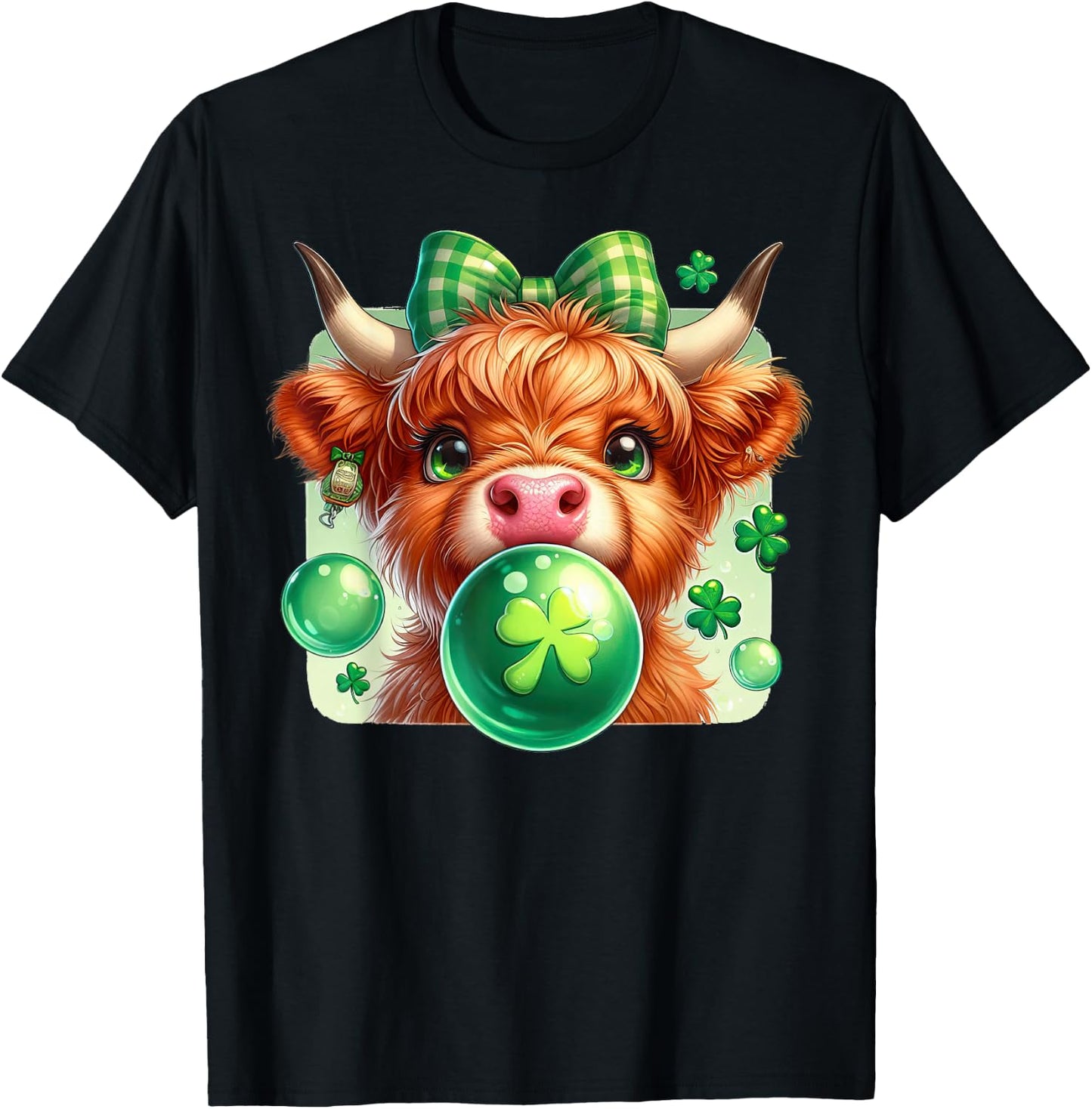 Highland Cow Blowing Bubblegum Celebrate St Patricks Day T-Shirt - T-Shirt | Black