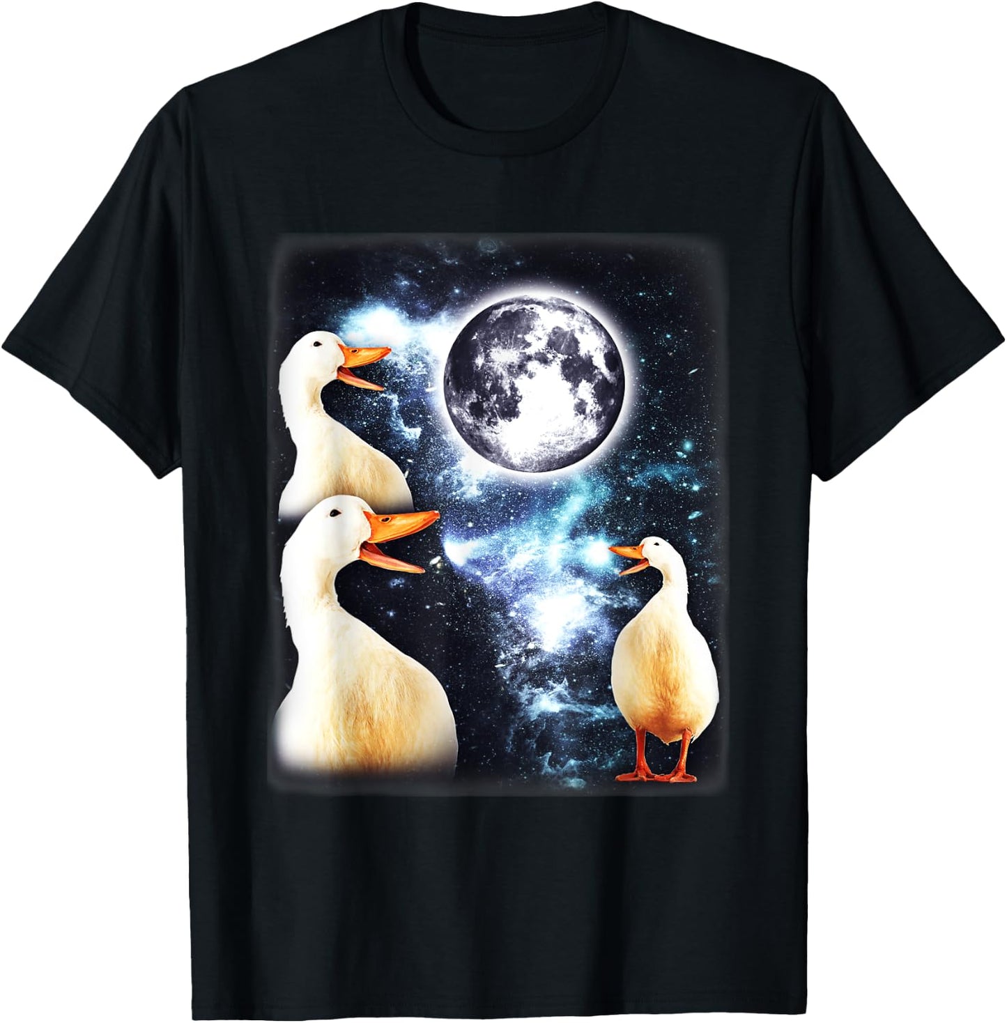 3 Ducks Howl At Moon Funny Weird Cursed Pekin Duck Lover T-Shirt - T-Shirt | Black