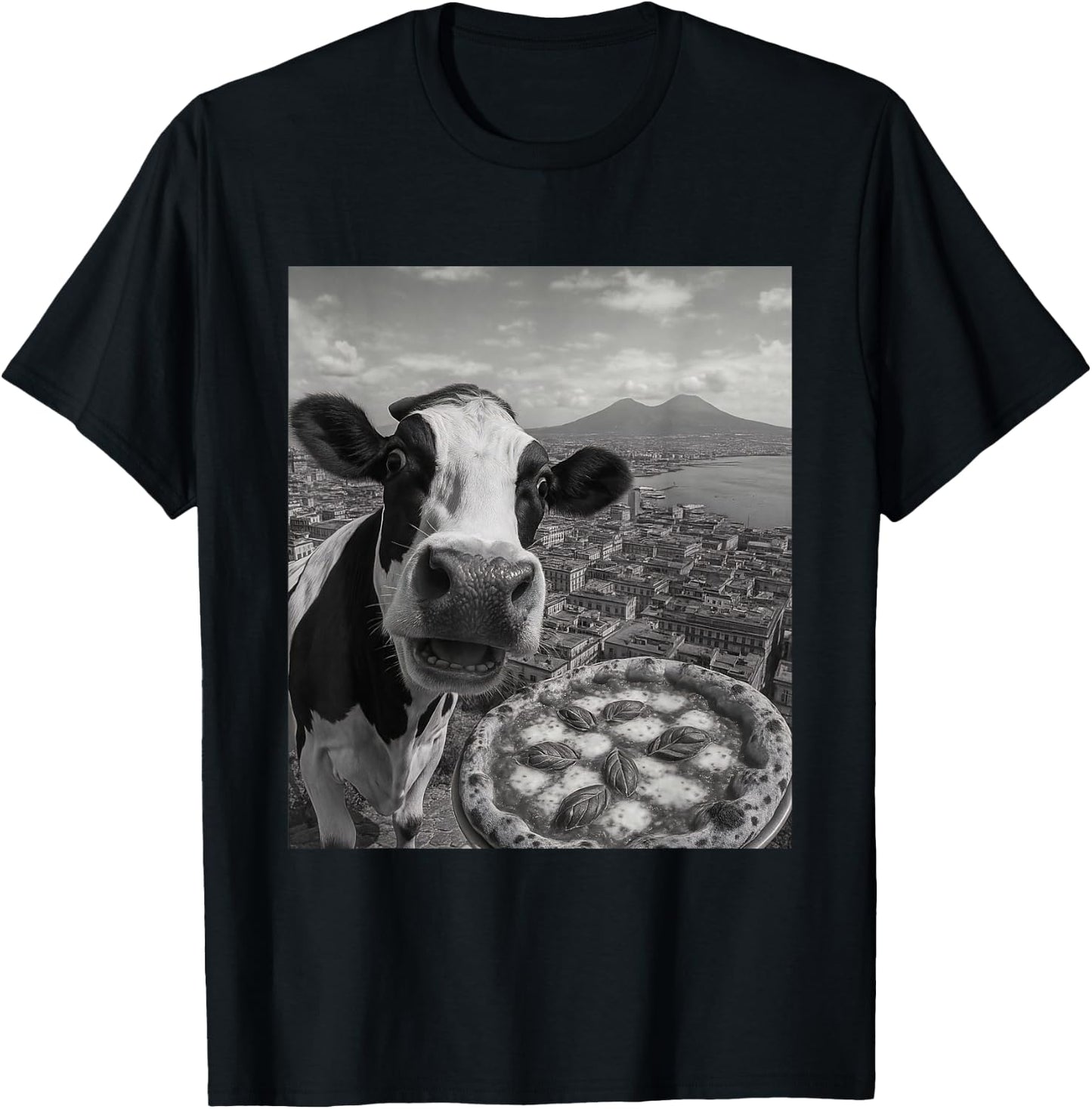 Cow Pizza Selfie Funny Italy Meme Design T-Shirt - T-Shirt | Black