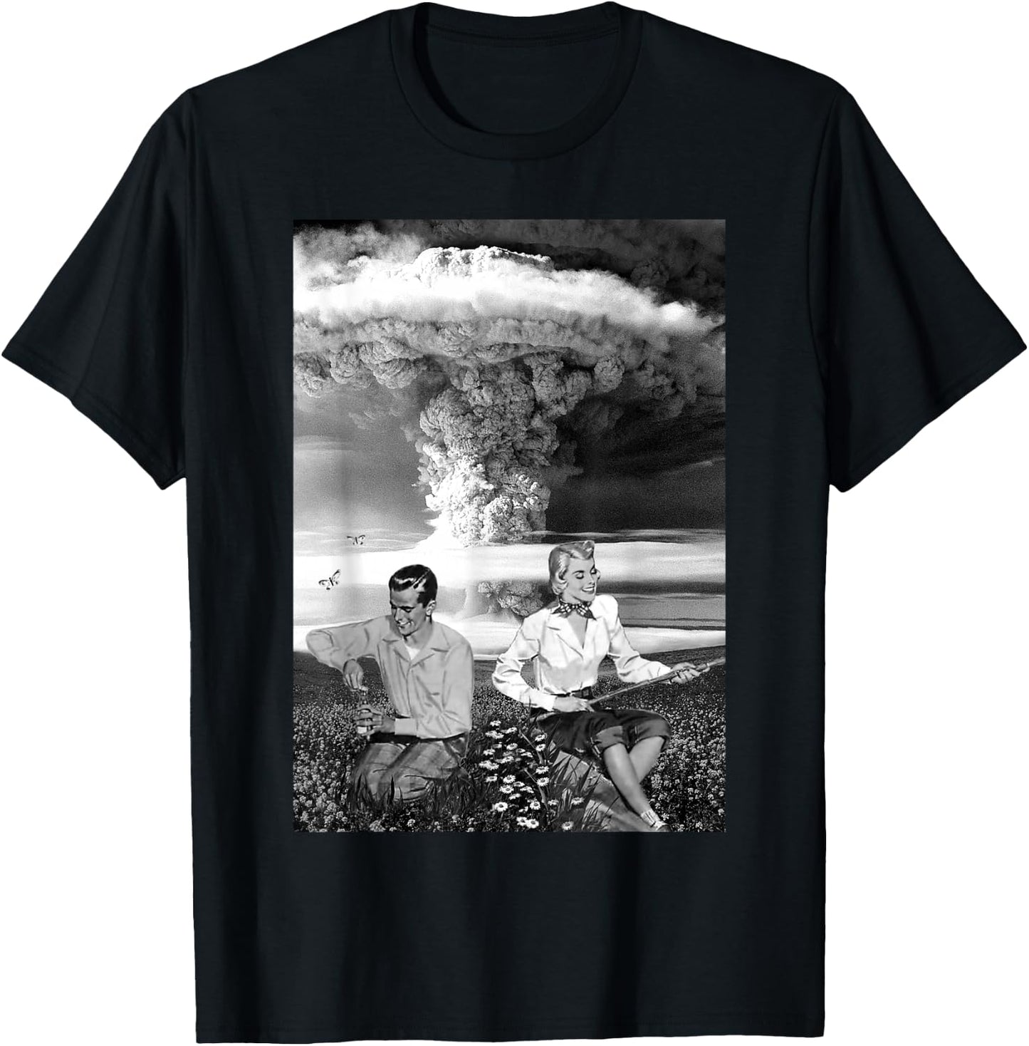 Atomic Bomb Cloud Nuclear War Retro Vintage Military T-Shirt - T-Shirt | Black