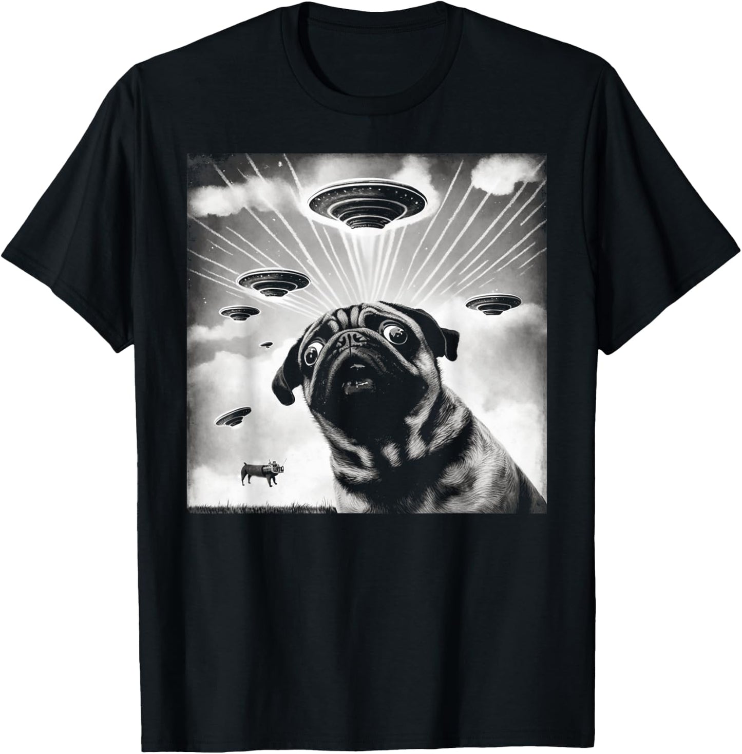 UFO Flying Alien UAPs Funny Pug Selfie Retro T-Shirt - T-Shirt | Black